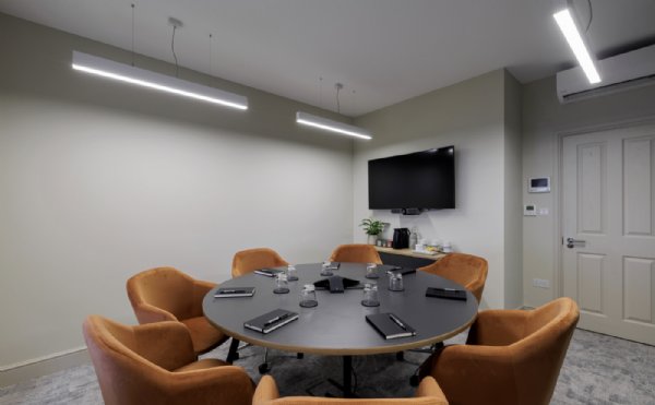 Property at 70 Borough High Street, Southwark, SE1 1XF